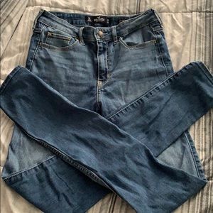 Hollister High-Rise Super Skinny Jeans
